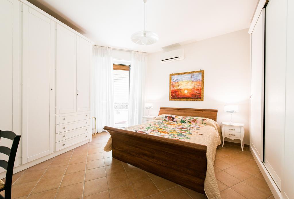 Maison Velia San Giovanni Roma Eksteriør bilde